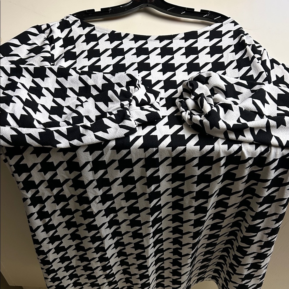 Black and White Houndstooth Dress 3X